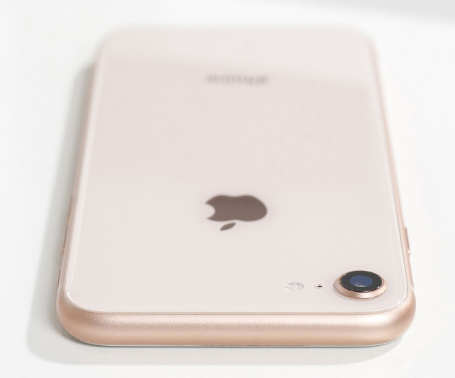 iPhone 8 64 gb Gold б/у